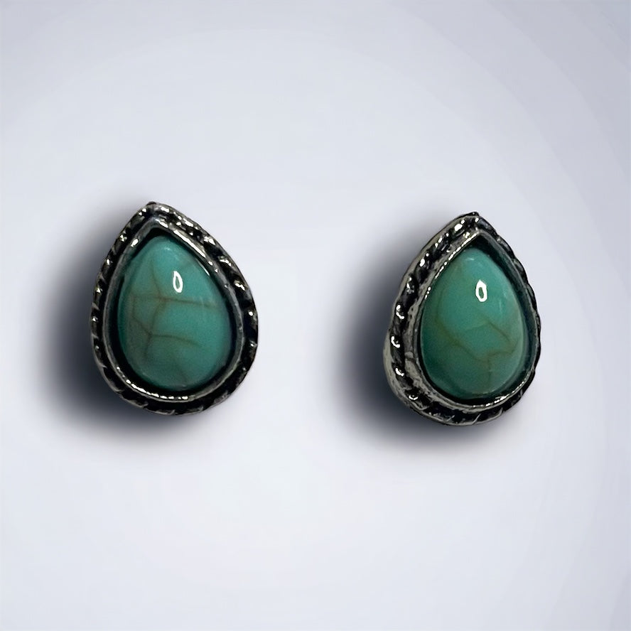 Classic Green Stone Small Earring