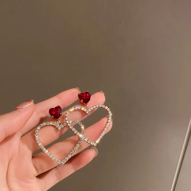Pendientes colgantes con forma de corazón hueco y diamantes de imitación