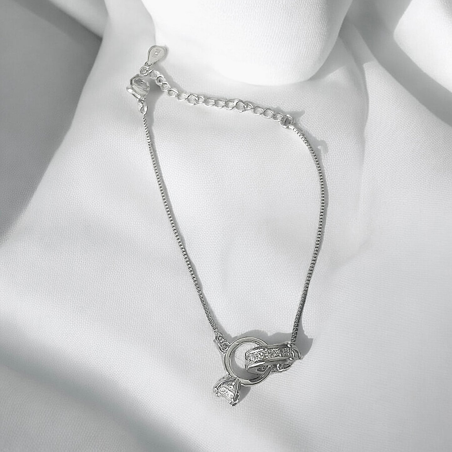Sophisticated 925 Sterling Silver Bracelet