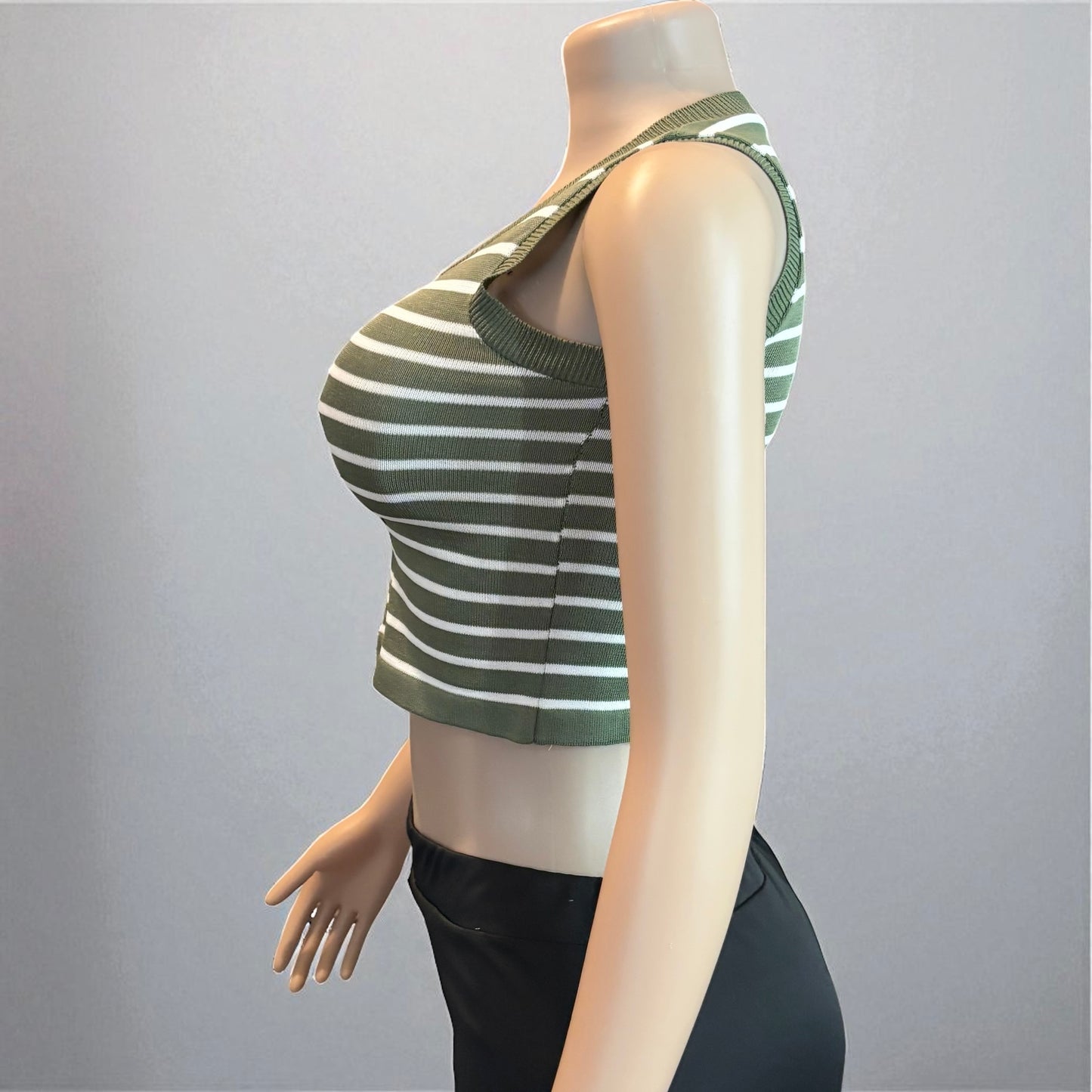 Striped Sleeveless Knitted Base Shirt