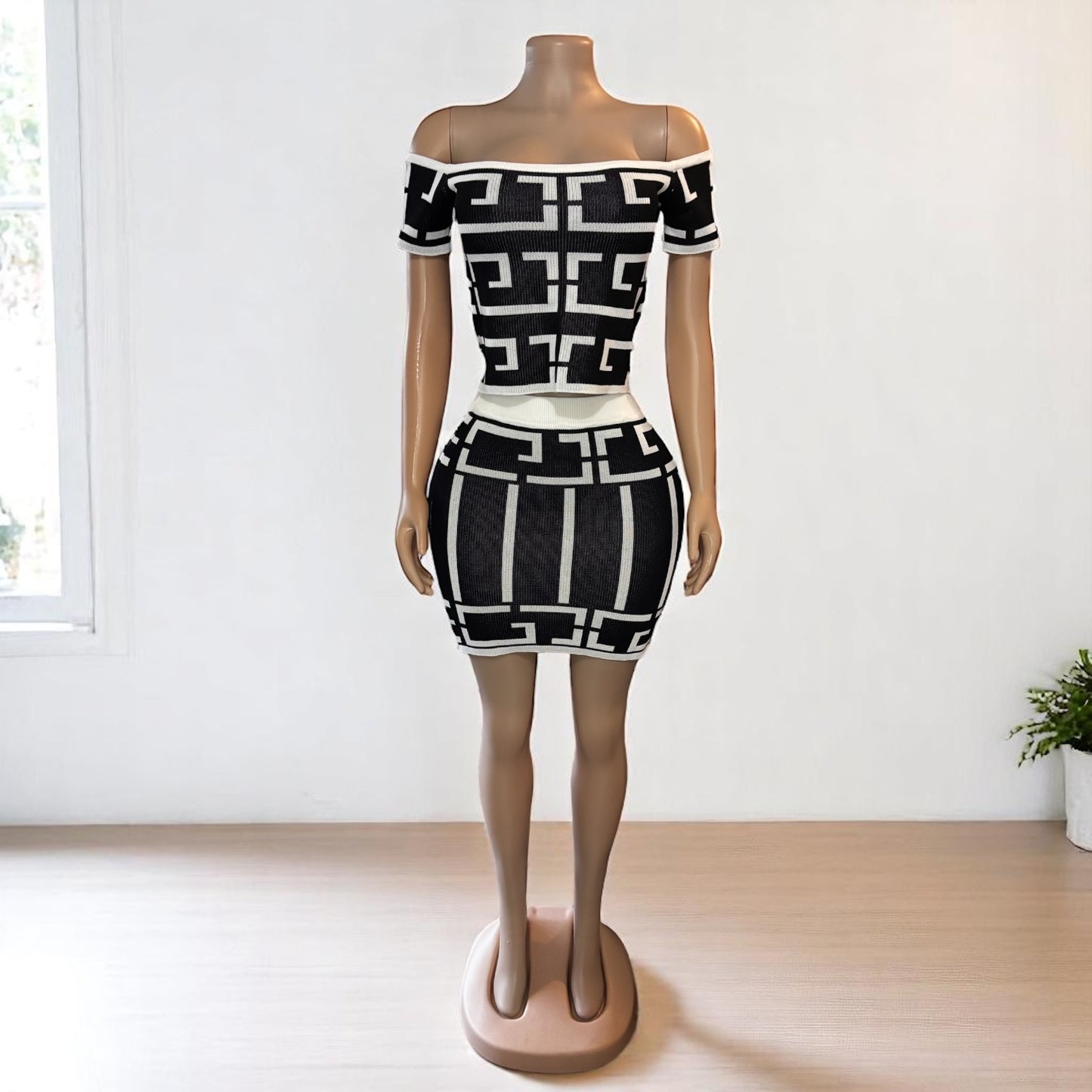 Off The Shoulder Geometric Print Set