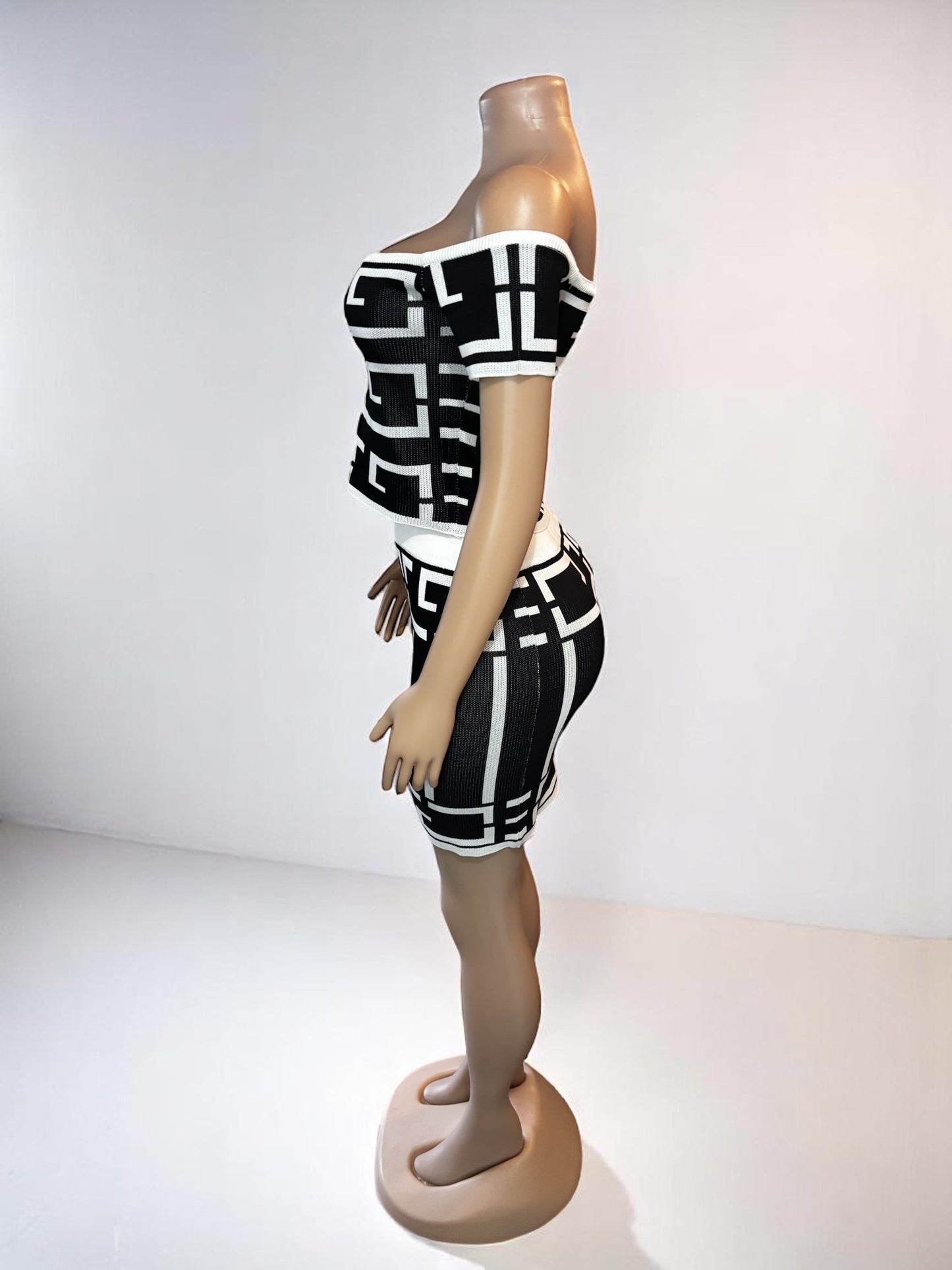 Off The Shoulder Geometric Print Set