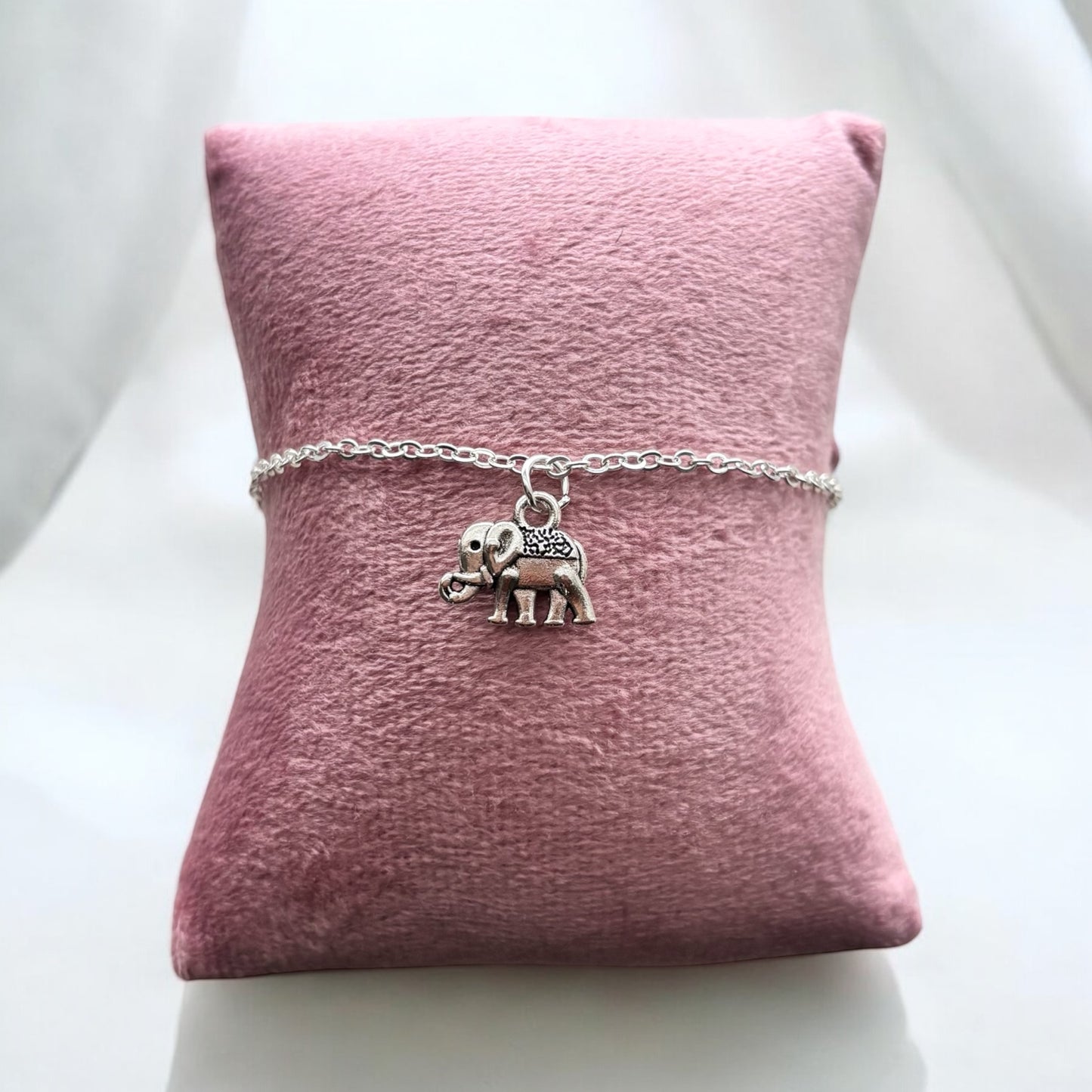 Elephant Pendant Bracelet