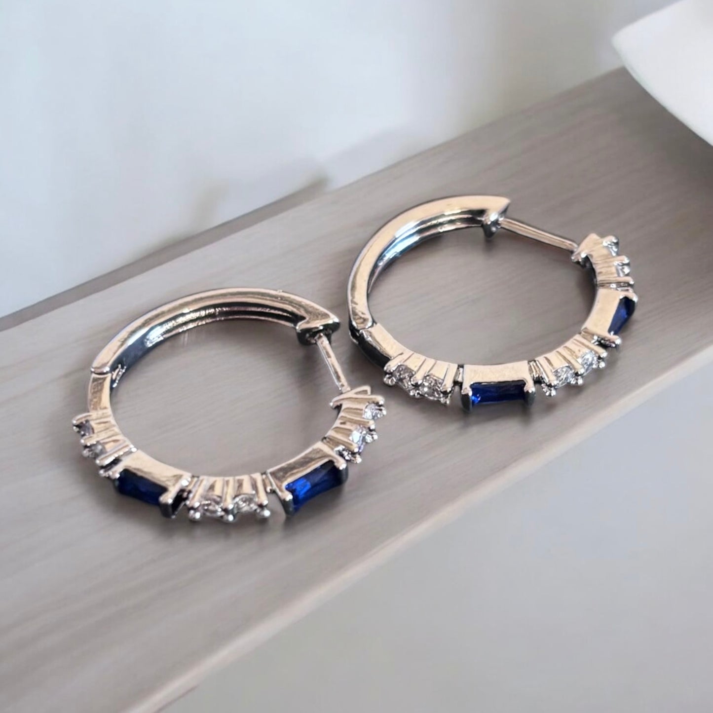 Royal Blue & Silver Round Elegant Earring
