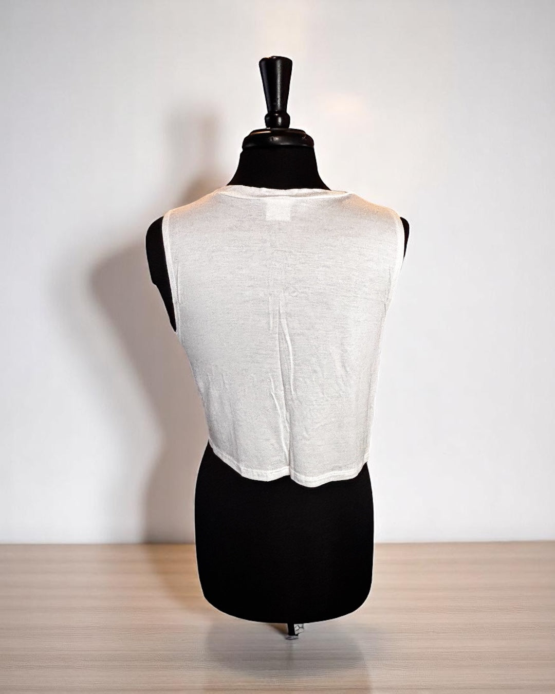 Sleeveless Women Crop Heart Top