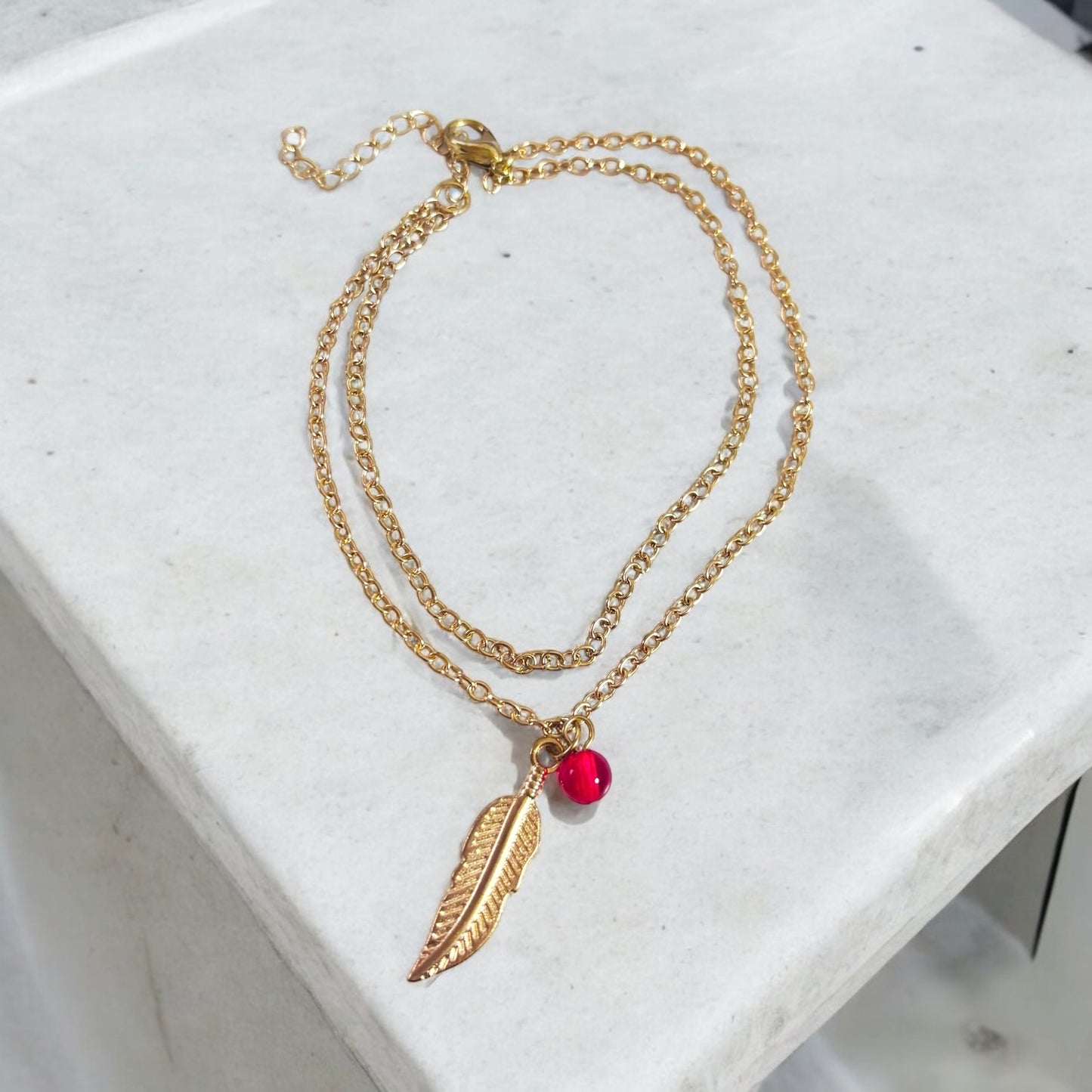 Pulsera de tobillo con plumas bohemias