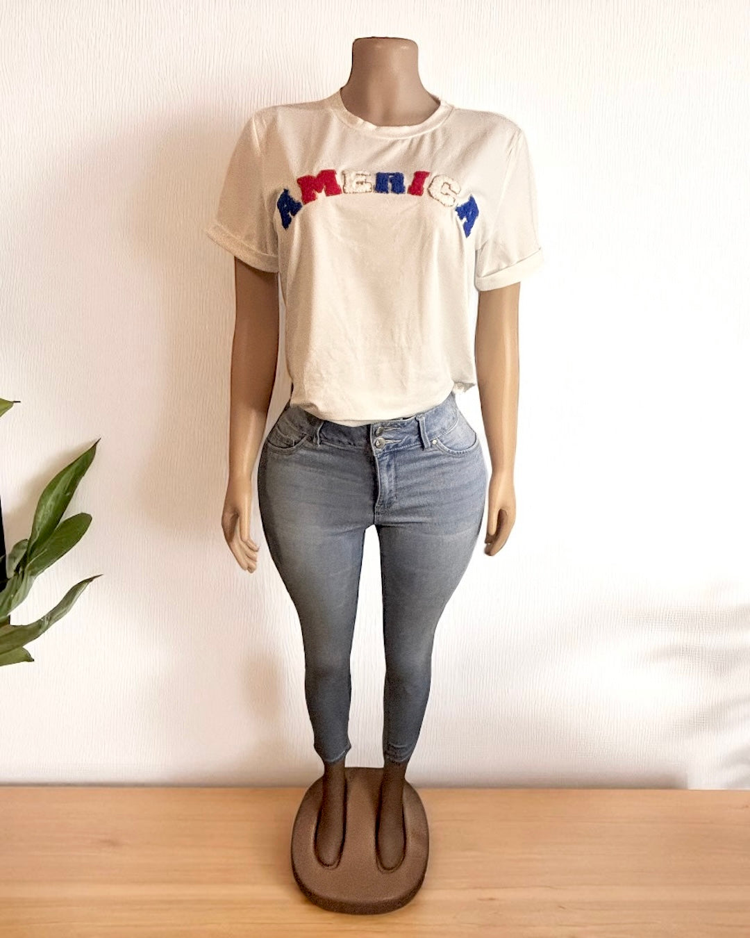 White America Graphic Crewneck T Shirt