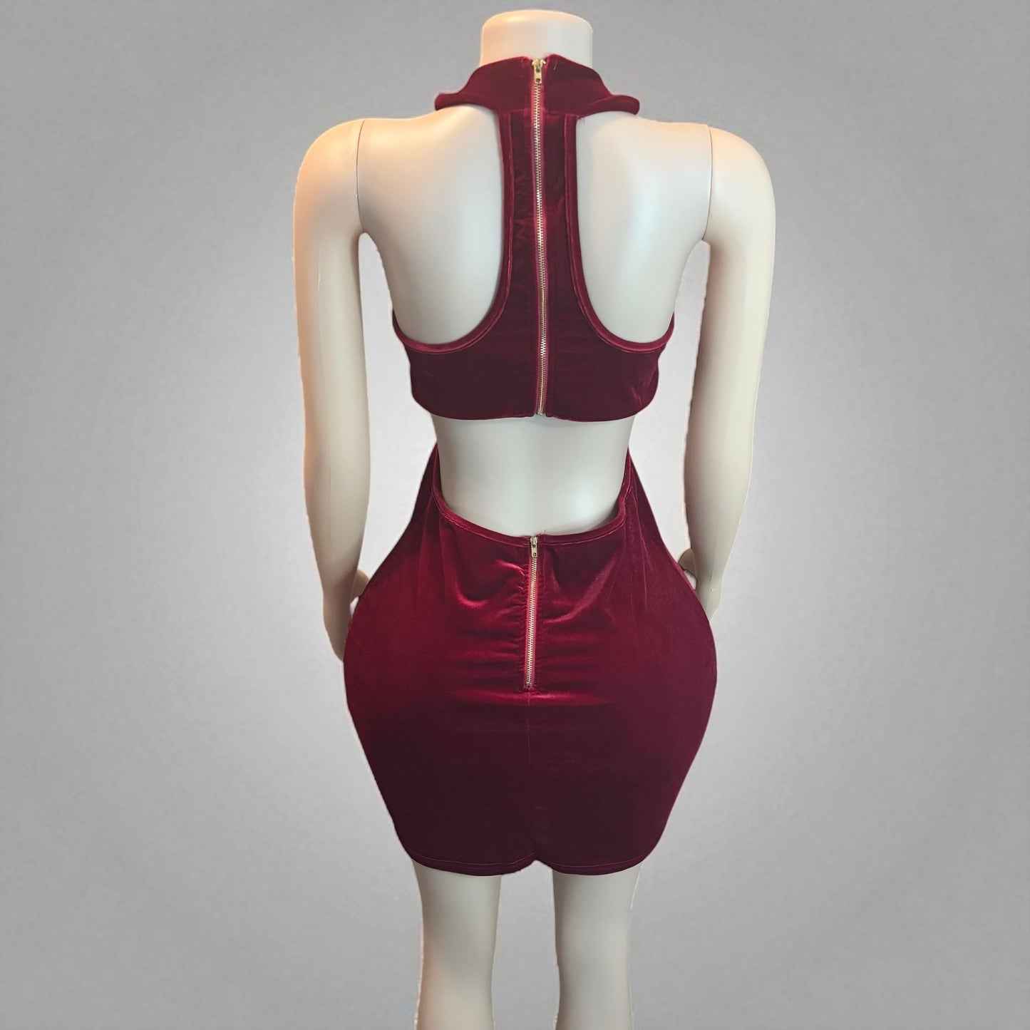 Vestido mini sin mangas de terciopelo con cuello halter para mujer