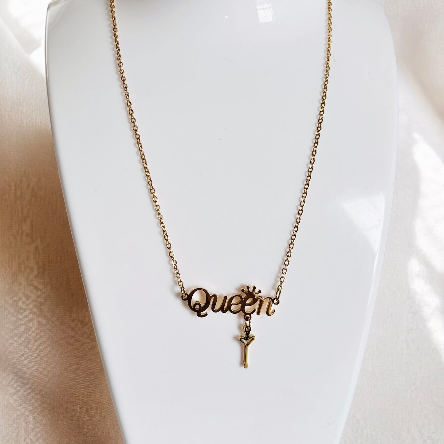 Collar con llave de corazón de reina para mujer