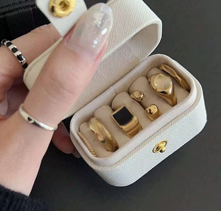 PU Leather Mini Jewelry Organizer
