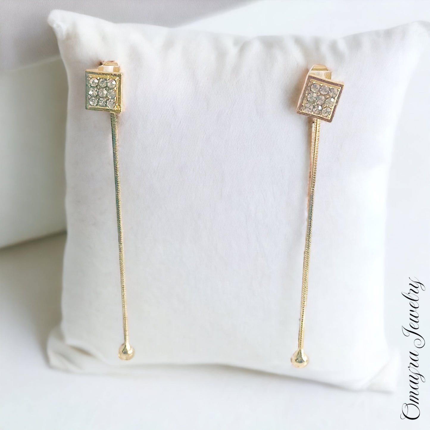Pendientes largos dorados de lujo para mujer