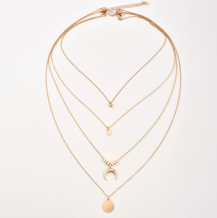 Collar vintage de oro multicapa