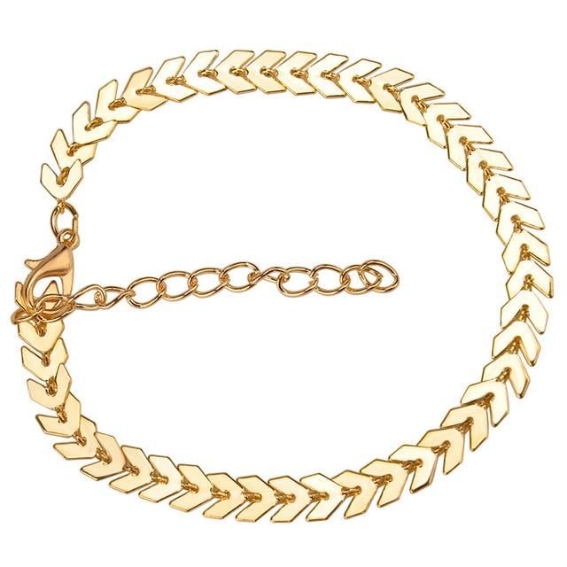 Pulsera ligera con dije de flecha