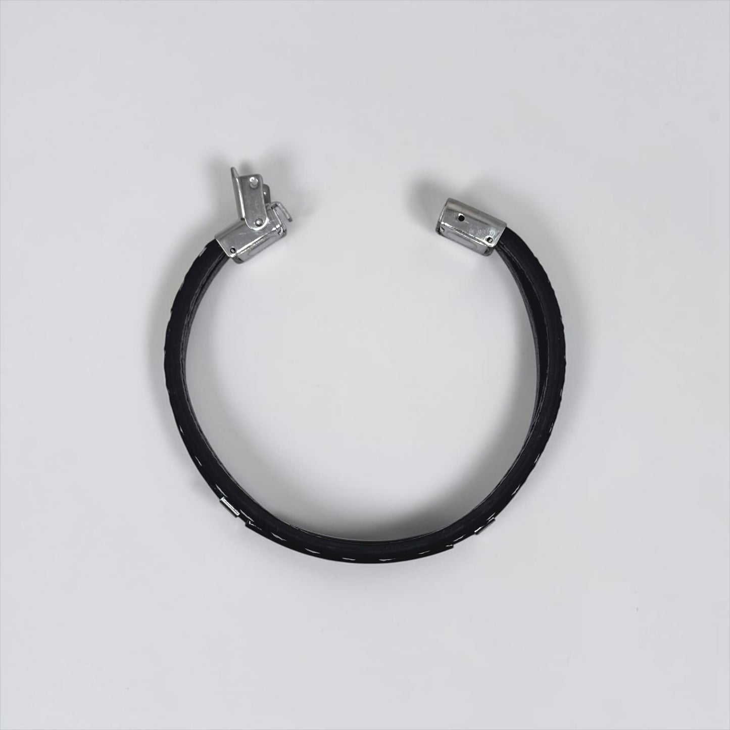Pulsera de cuero negra para hombre