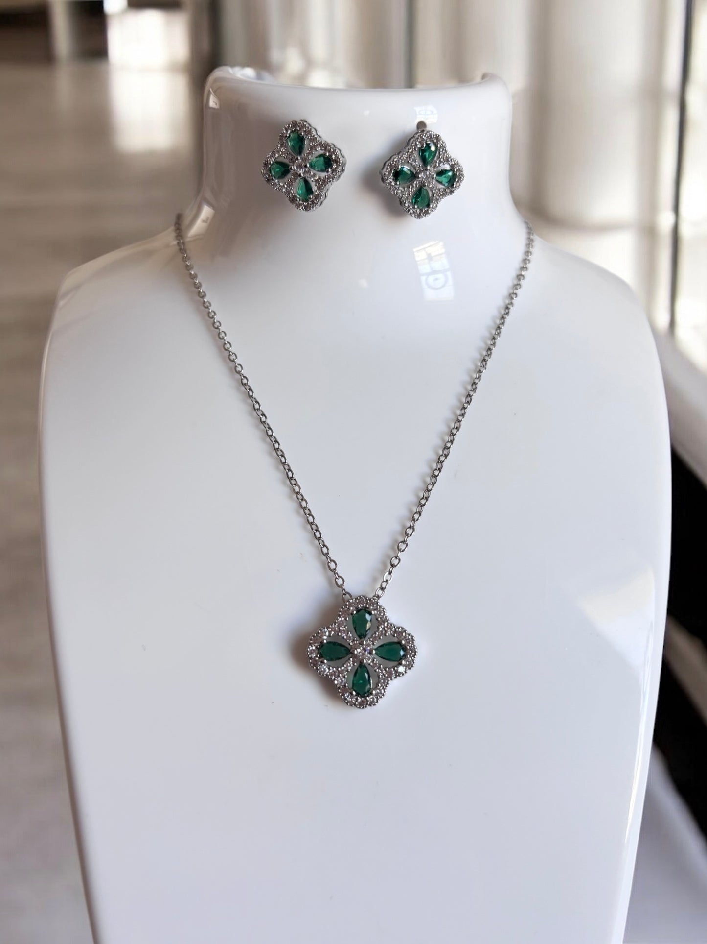 Luxury Green Dubai Set