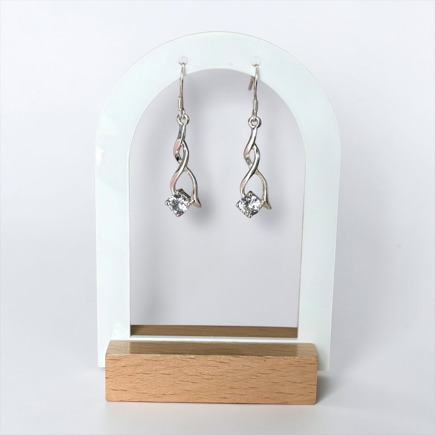 Elegantes pendientes colgantes de cristal