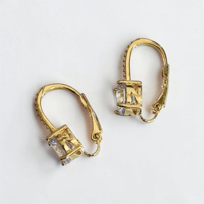 Pendientes colgantes de oro