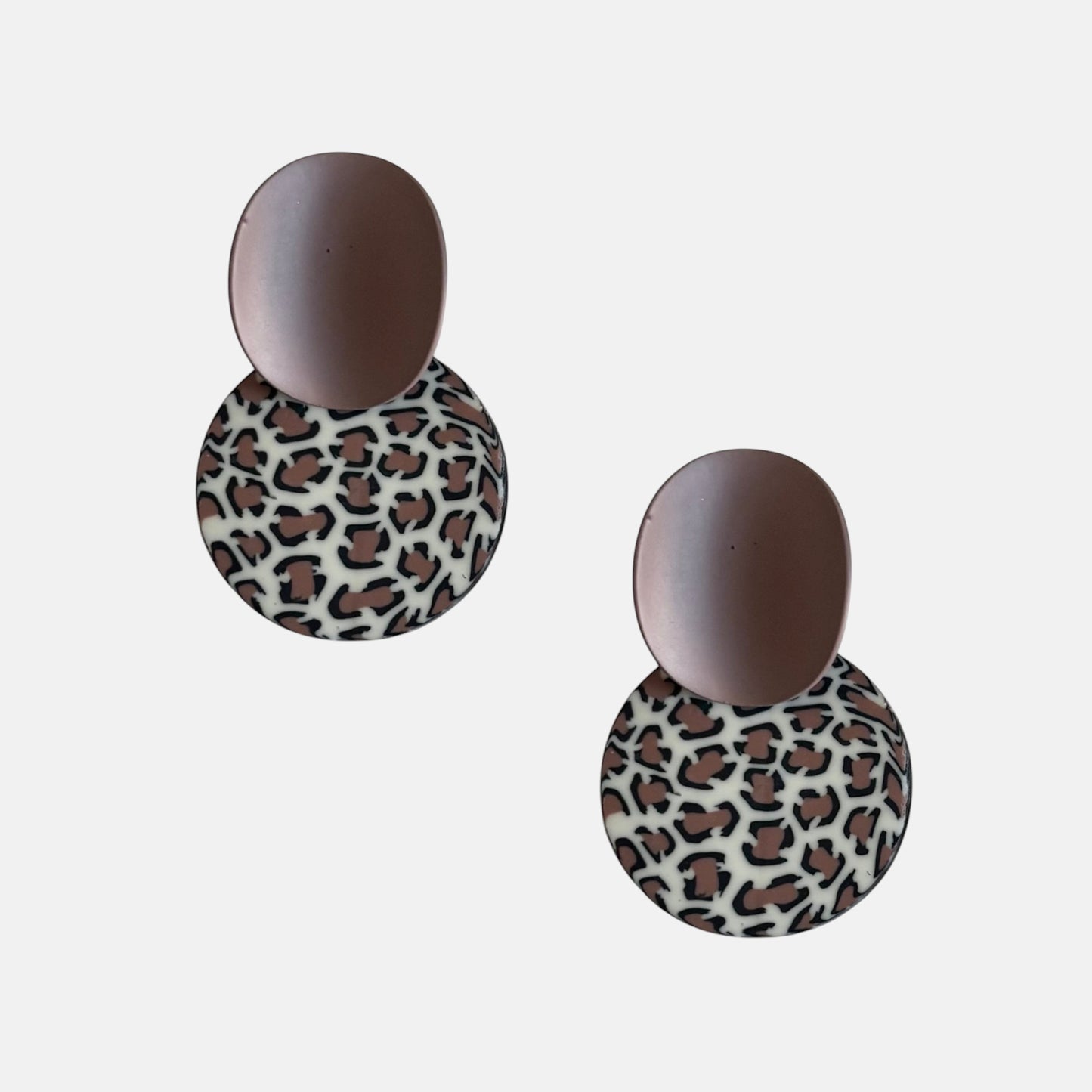 Pendientes colgantes únicos de leopardo