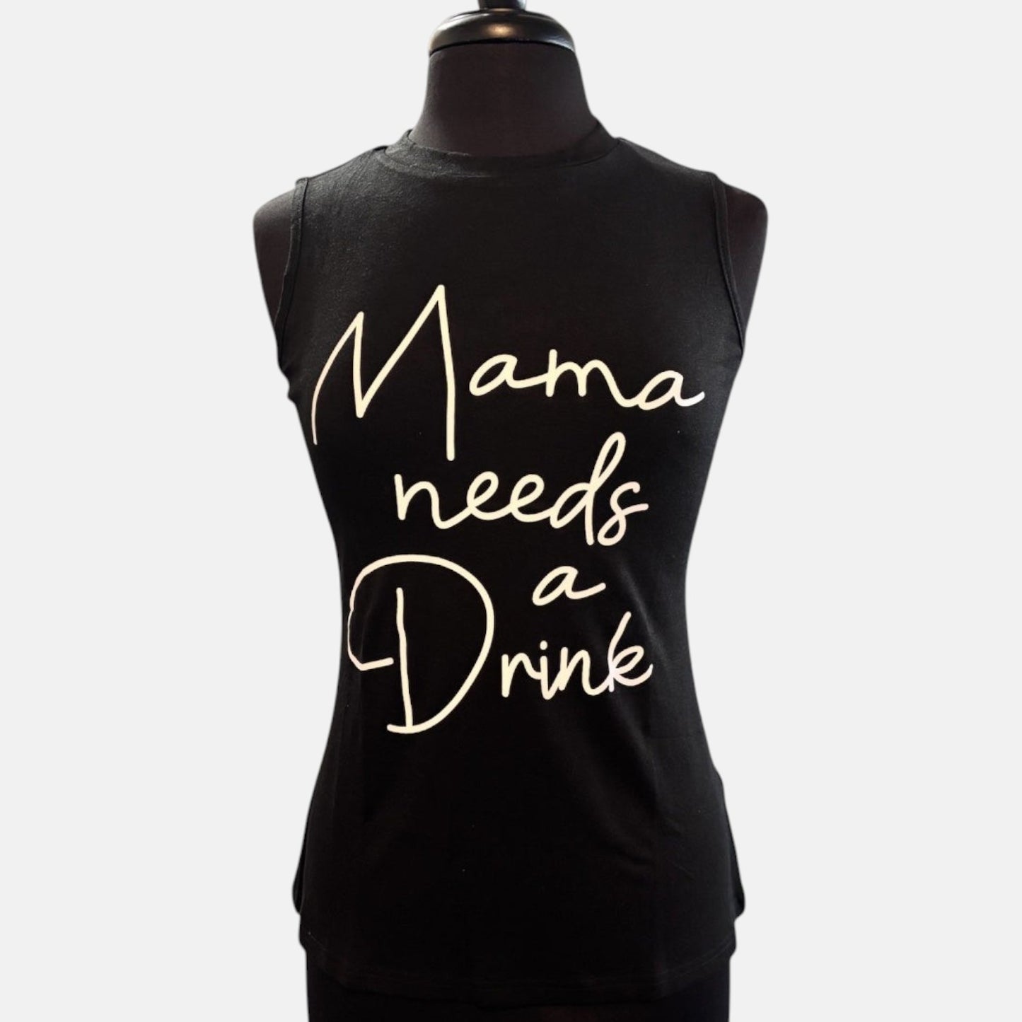 Mamá necesita una camiseta gráfica para beber