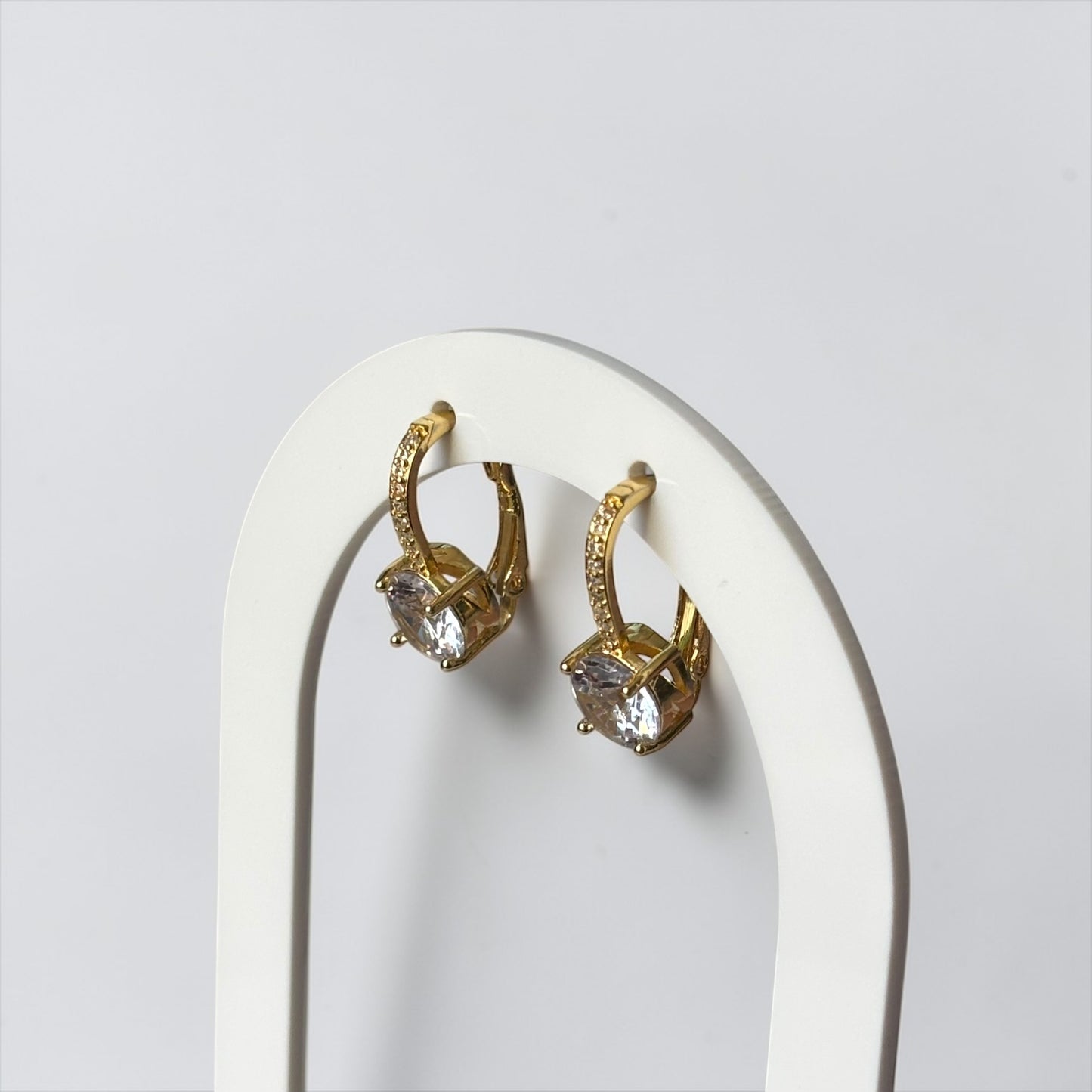 Pendientes colgantes de oro