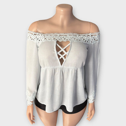 Blusa elegante de encaje azul claro para mujer