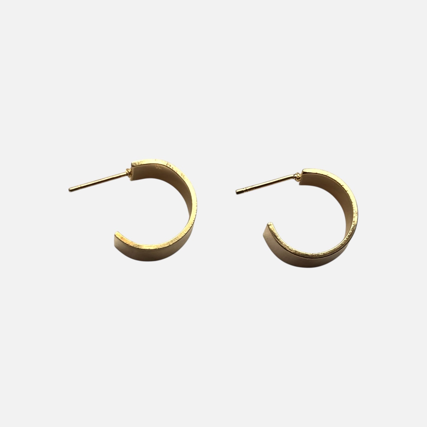 Lightweight Mini Hoop Earrings