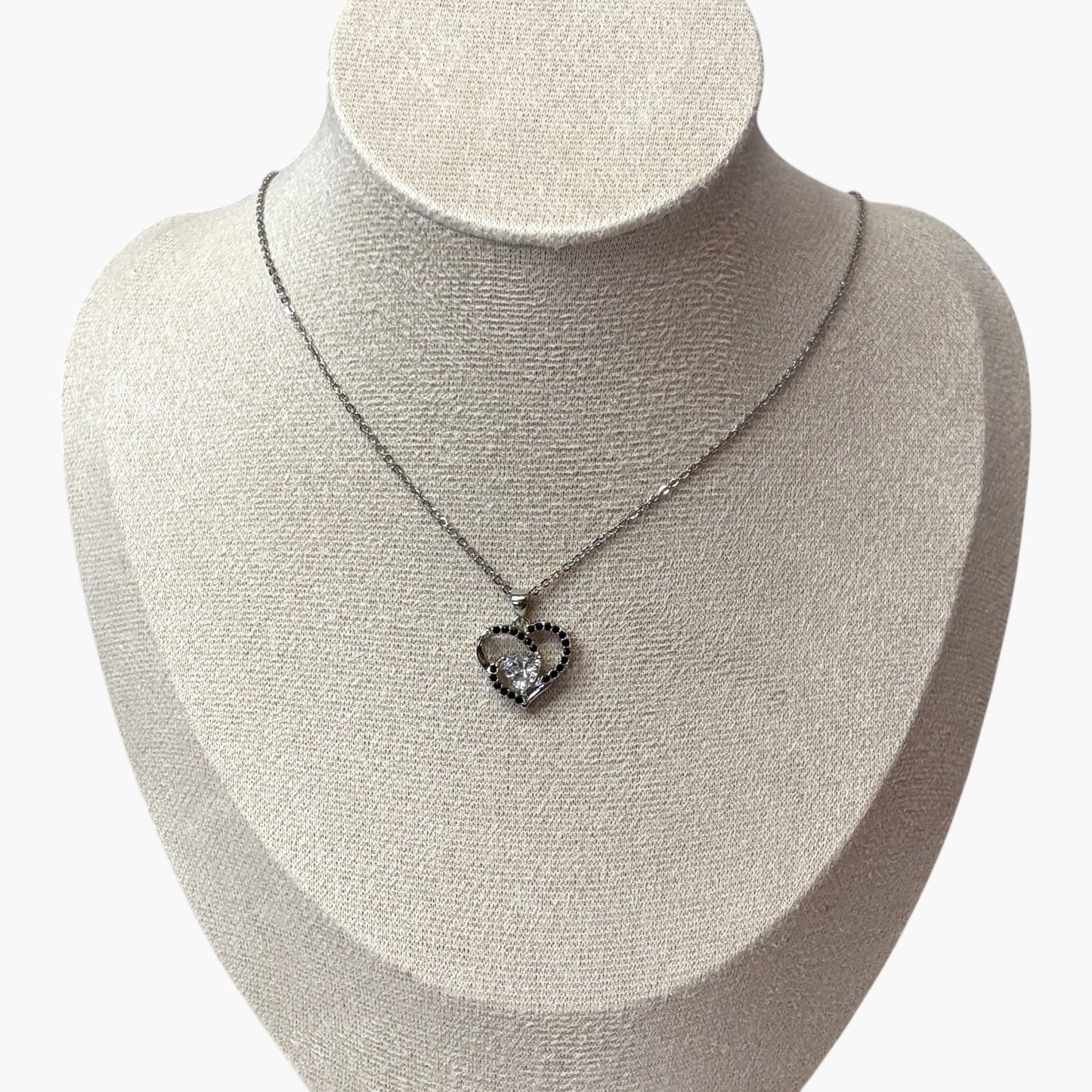 Black Silver Elegant Heart Pendant Necklace