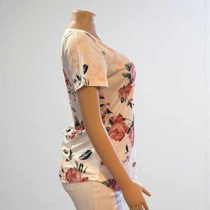 Camisa de manga corta blanca con escote en V y flores para mujer