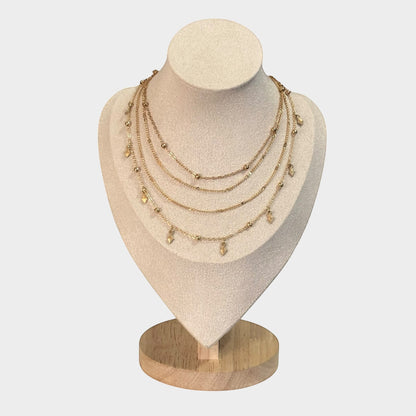 Collar vintage de oro multicapas