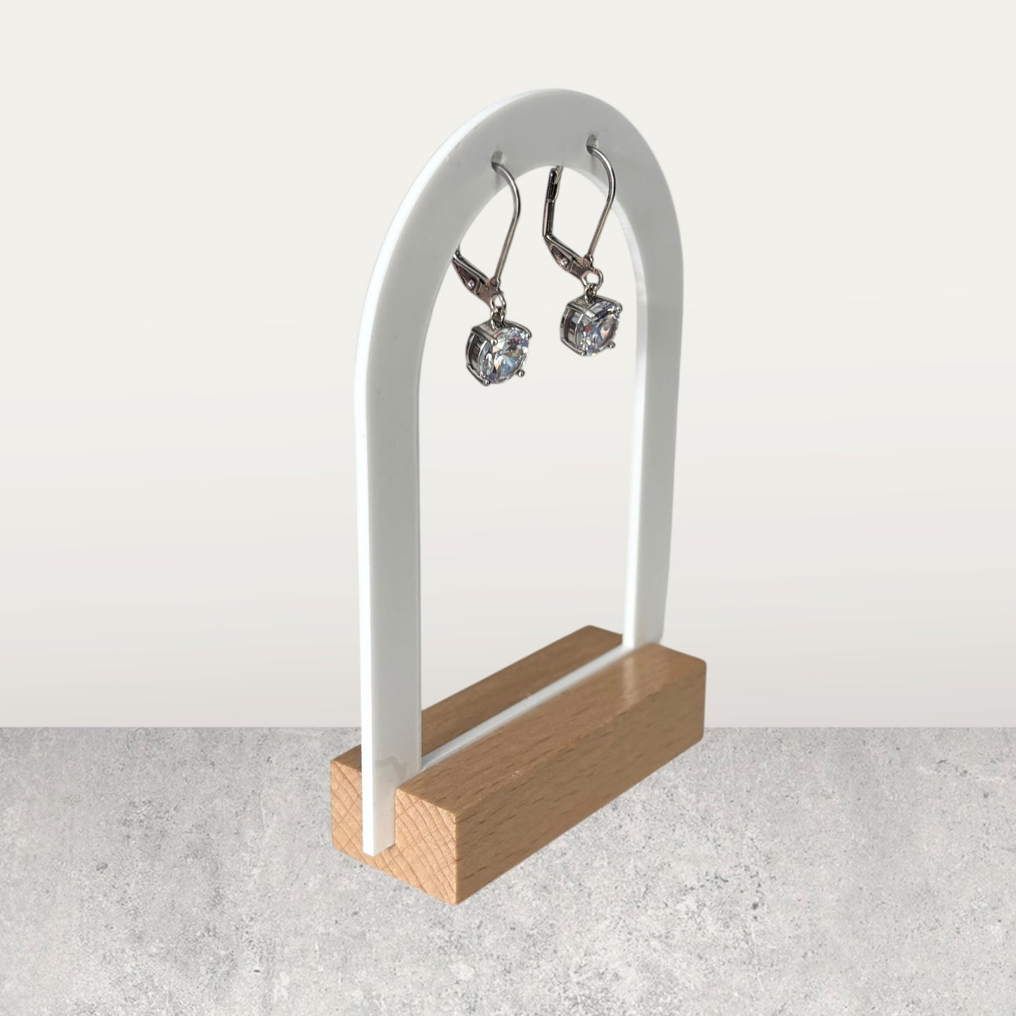 Pendientes colgantes elegantes para mujer