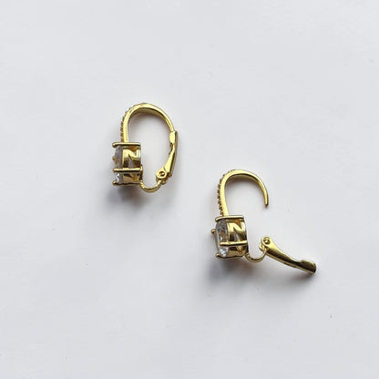 Pendientes colgantes de oro