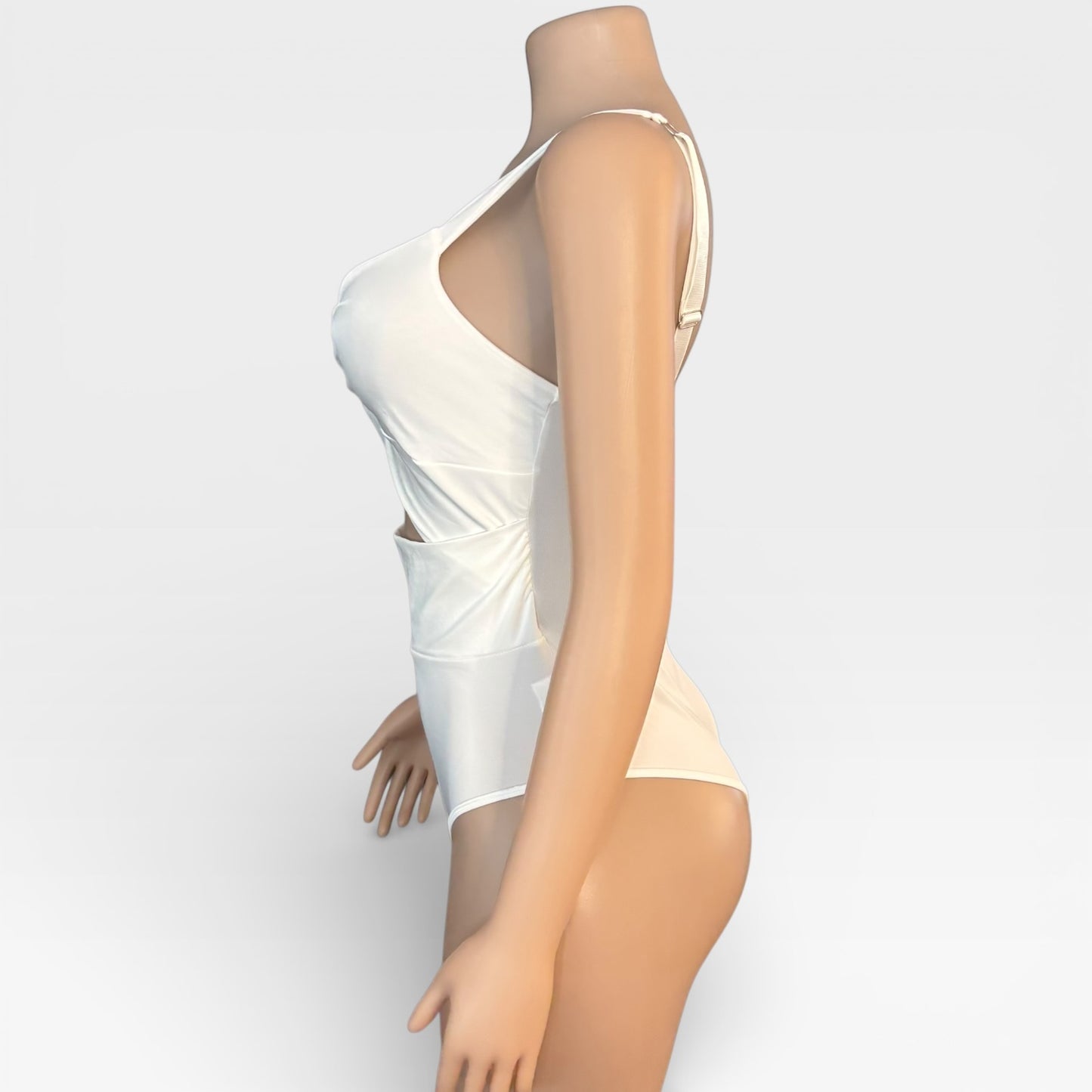 Cut-out Twist Knot V Neck Sleeveless Bodysuit