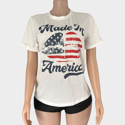 Camiseta con estampado de labios y cuello redondo hecha en Estados Unidos