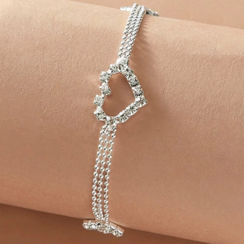 Pulsera de cadena ajustable con forma de corazón