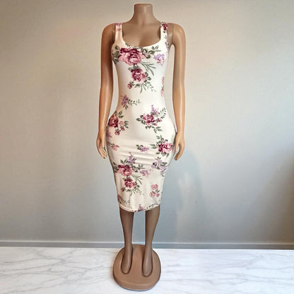 Vestido de punto suave con estampado floral color marfil para mujer