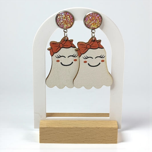 Smiling Girly Ghost Bow & Eyelashes