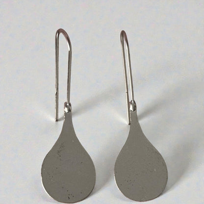 Simple Drop Vintage Silver Earring