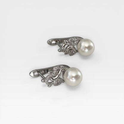Sterling Silver Pearl Hoop Earring