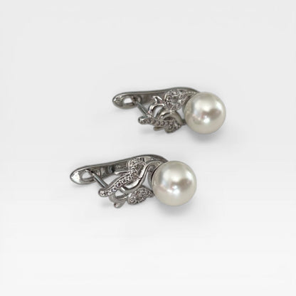 Sterling Silver Pearl Hoop Earring