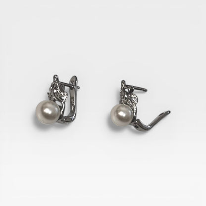 Sterling Silver Pearl Hoop Earring