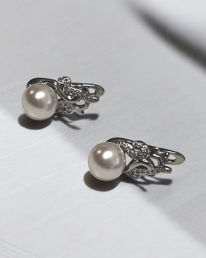Sterling Silver Pearl Hoop Earring