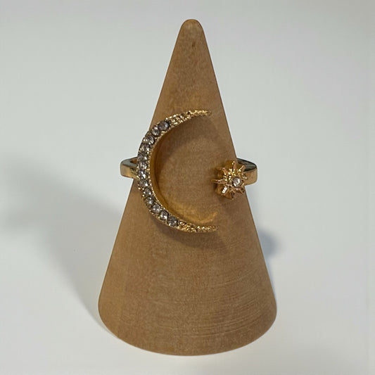 Moon Star Dazzling Open Finger Ring
