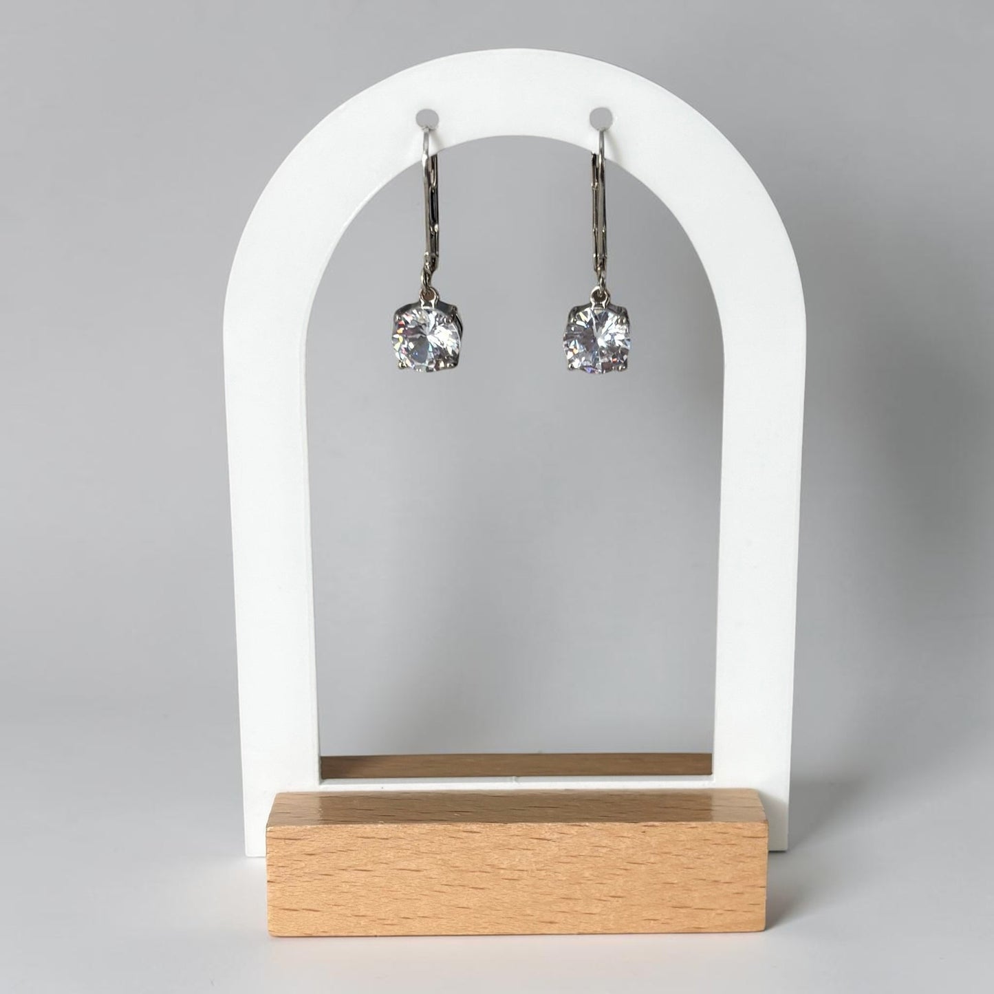 Women Classy Dangle Earrings