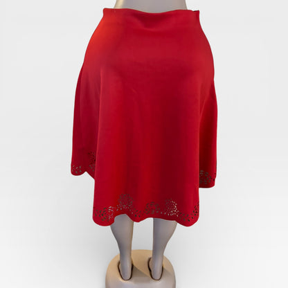 Falda informal de mujer con dobladillo alto y bajo