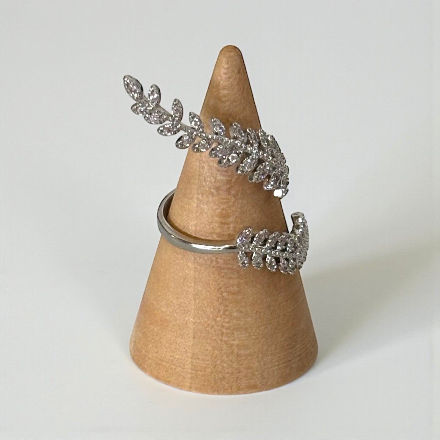 Silver Sterling Open Crystal Leaves Ring