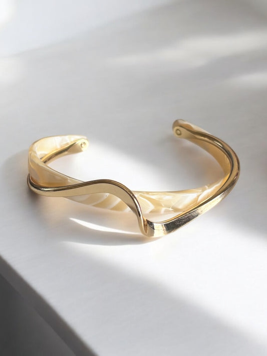 CUTE GOLD CUFF BANGLE BRACELET