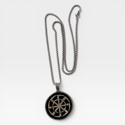 Vintage Round Pendant Men Necklace