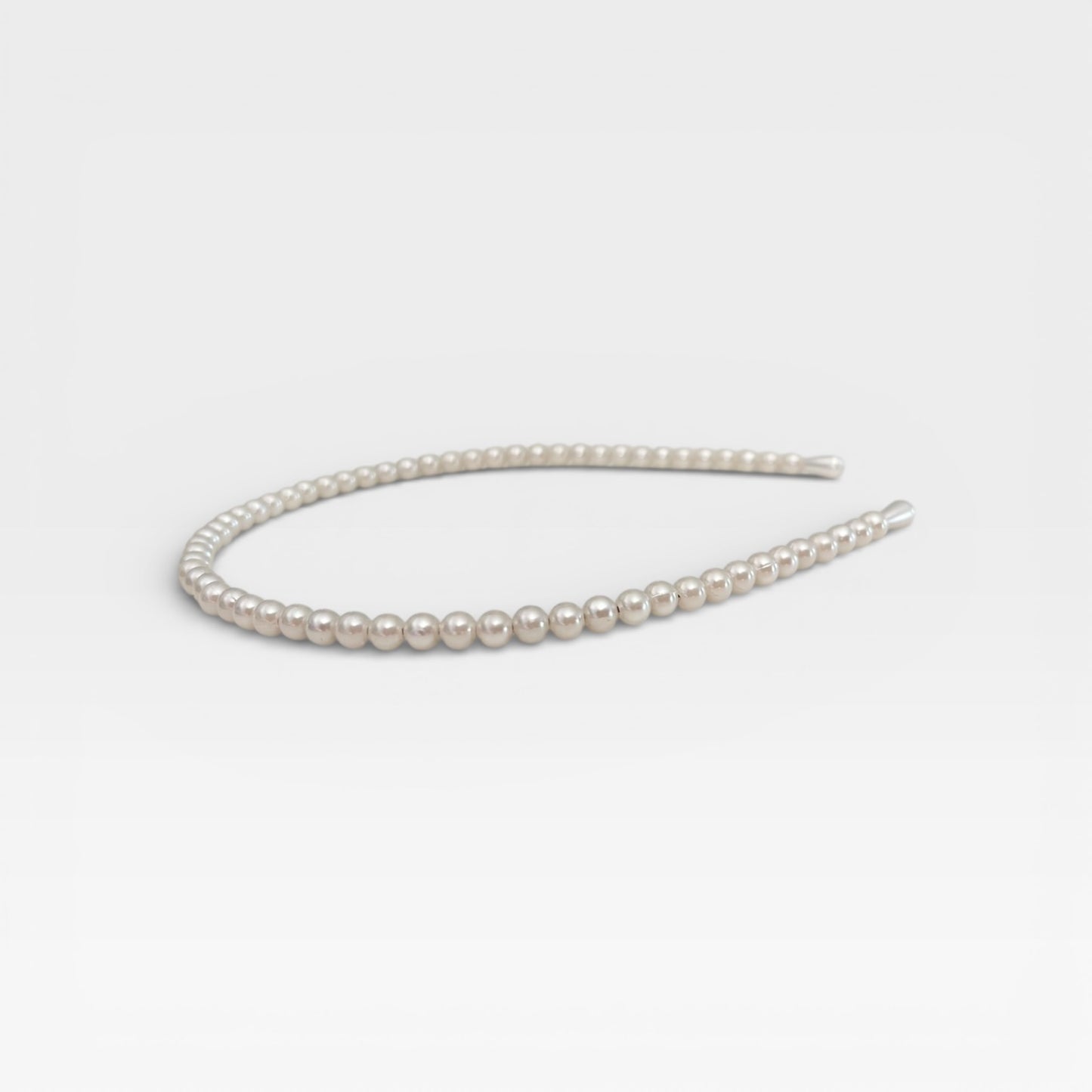 Thin Pearls Headband