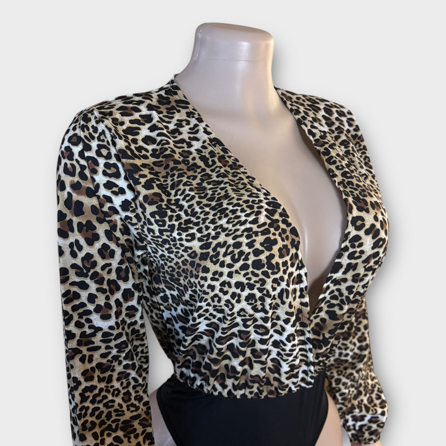 Long Sleeve Leopard V Neck Bodysuit