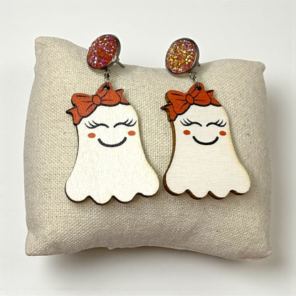 Smiling Girly Ghost Bow & Eyelashes